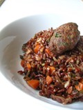 Bhutanese red rice (Kırmızı pirinçli butan pilavı)