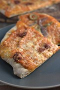 Higher fibre spelt pizza