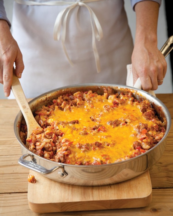 One-skillet cheesy beef and macaroni