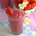 Strawberry & coconut smoothie