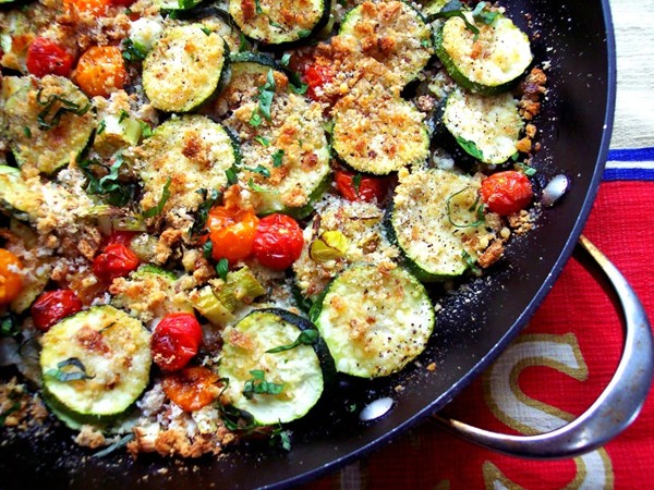 Zucchini tomato gratin